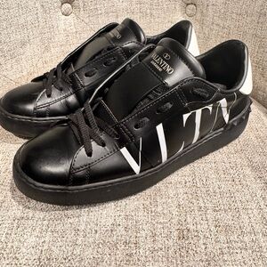 Valentino Men's Black and White Sneakers